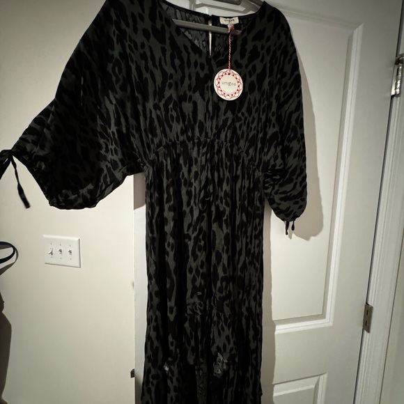 Leopard Print Ruffle Dress - Picture 2 of 5